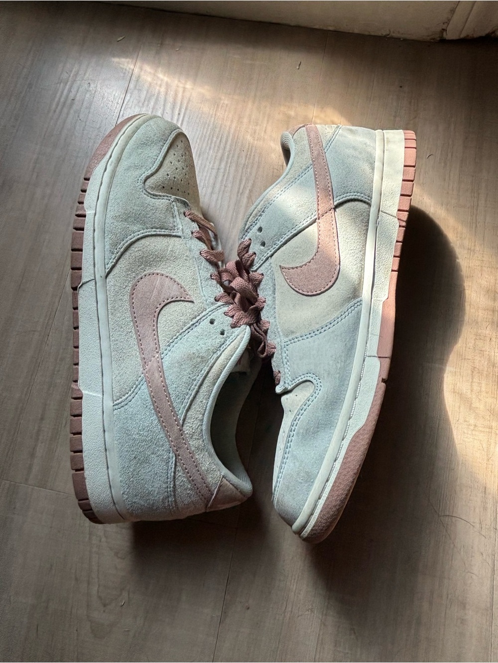 Dunk Low Premium Fossil Rose